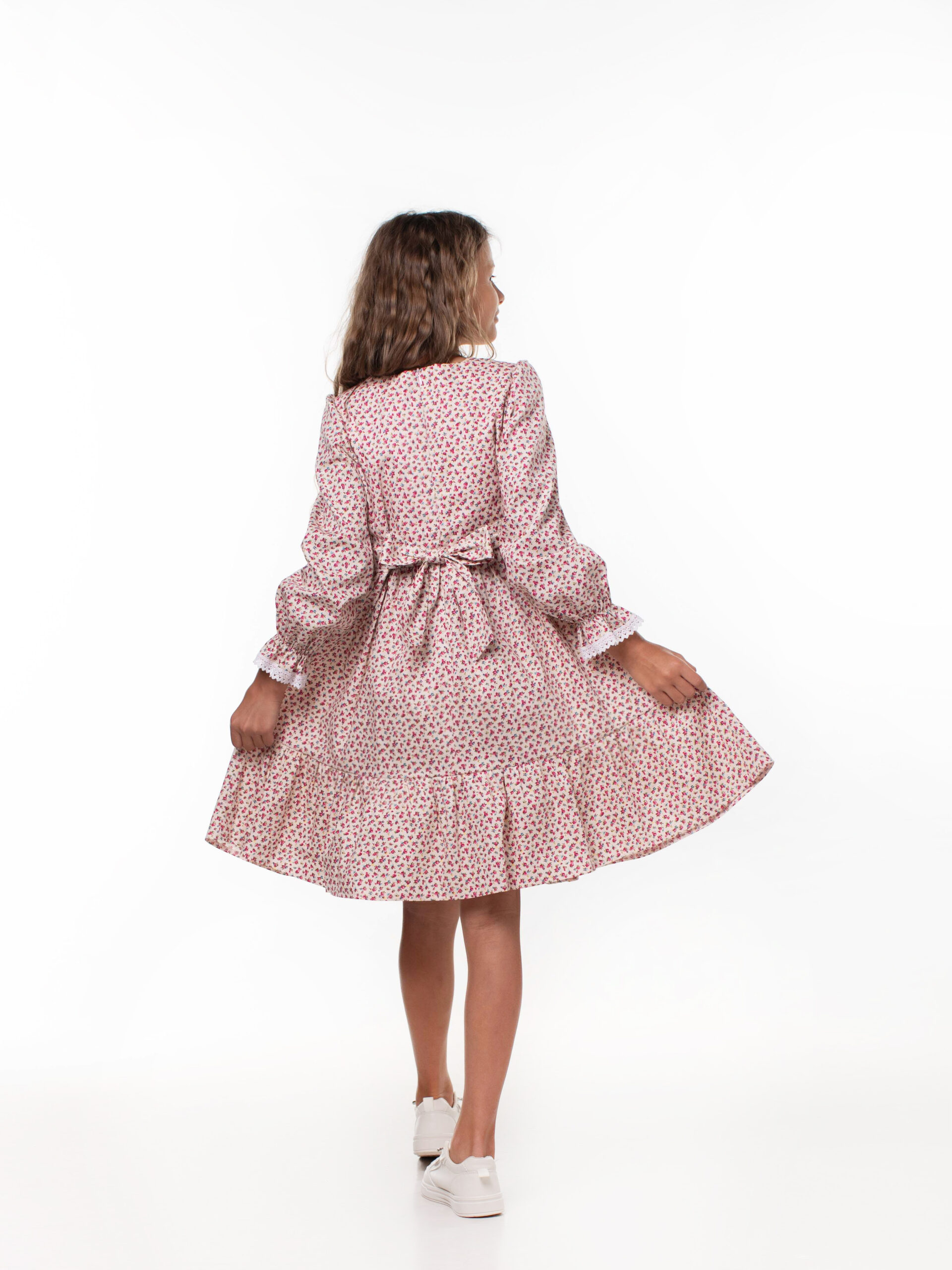 Платье детское из хлопка с кружевом — изображение 4