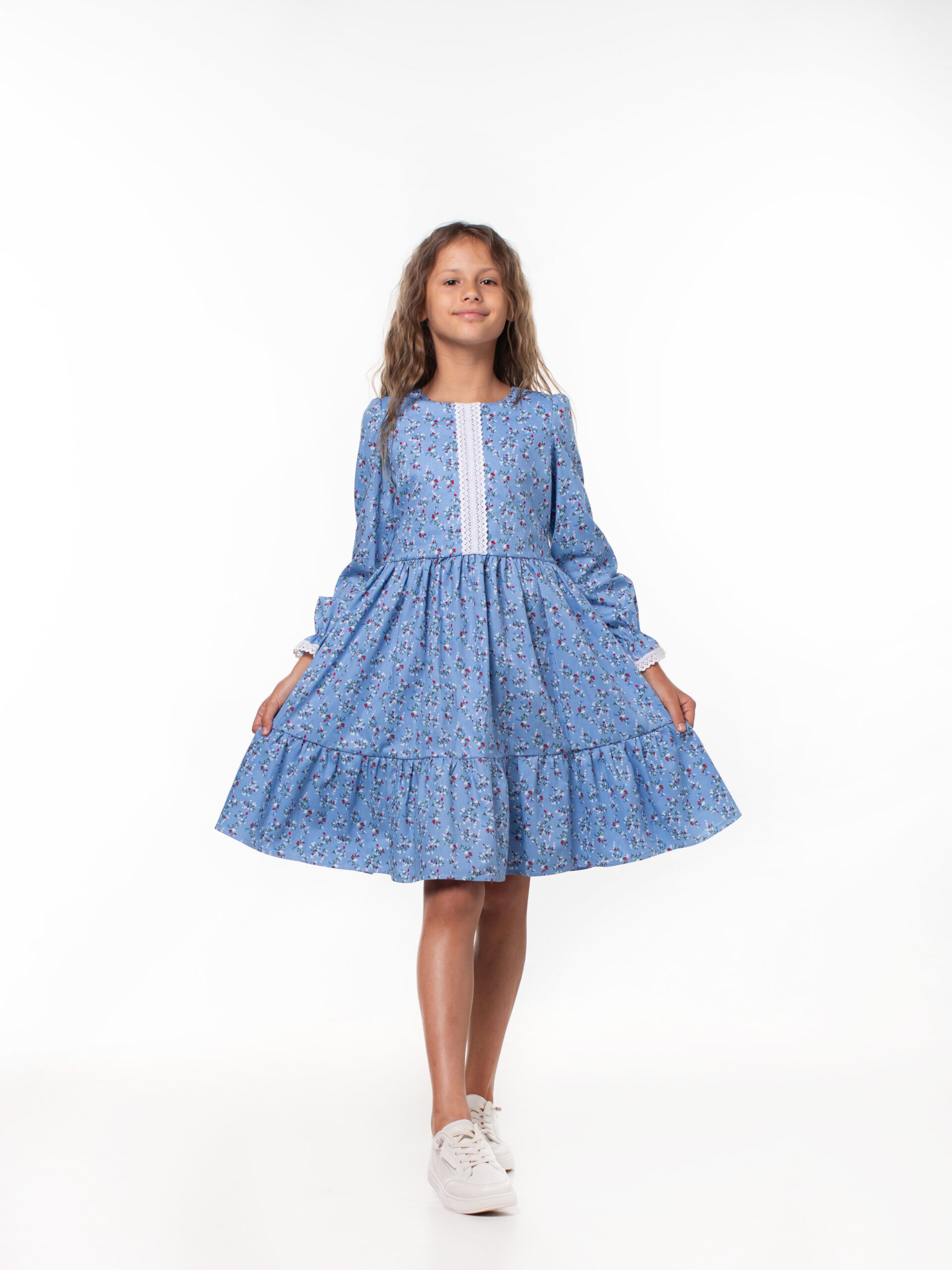 Платье детское из хлопка с кружевом — изображение 3